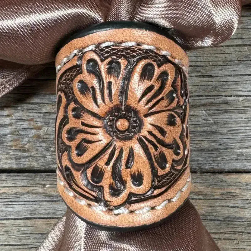 Gympie Saddleworld Jewellery Light Oil Tooled Leather Scarf Slide