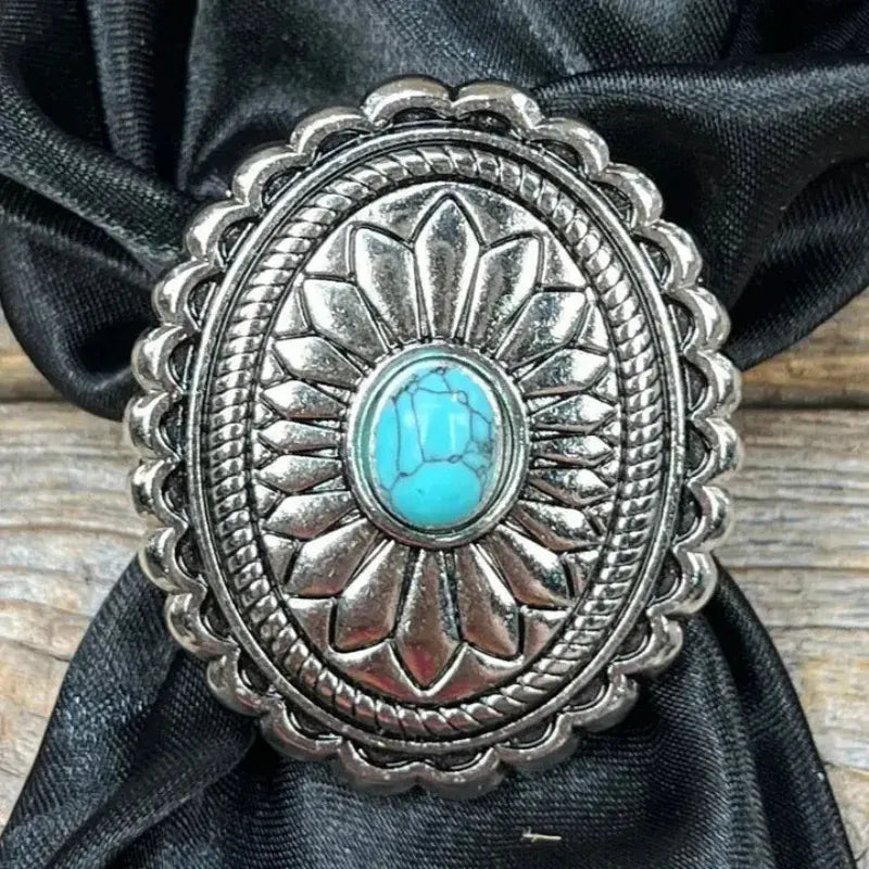 Gympie Saddleworld Jewellery Oval Western Concho with Turquoise Centre