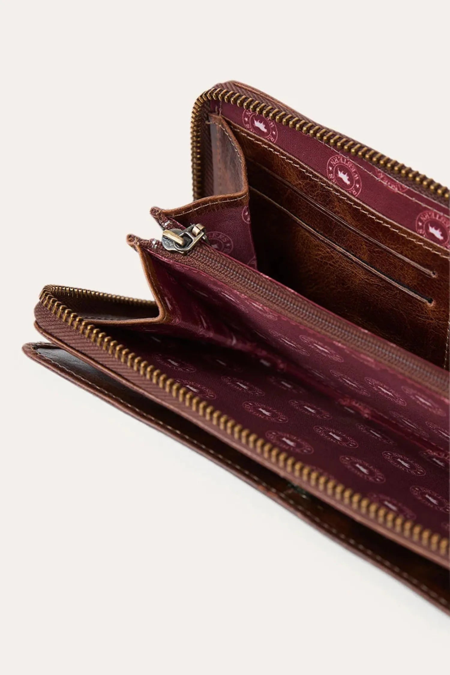 Ringers Western Handbags - Wallets Ringers Western Purse Toro Dama Zip