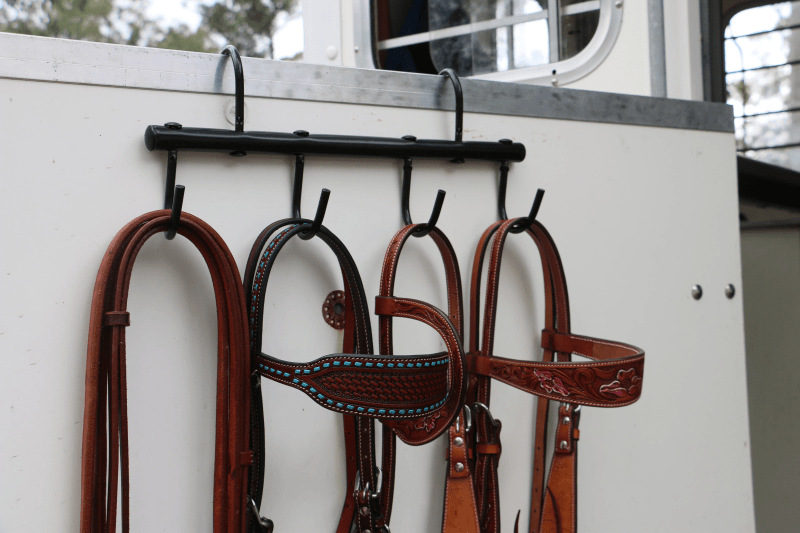 Saddlerytrading Stable & Tack Room Accessories Portable Tack Bar