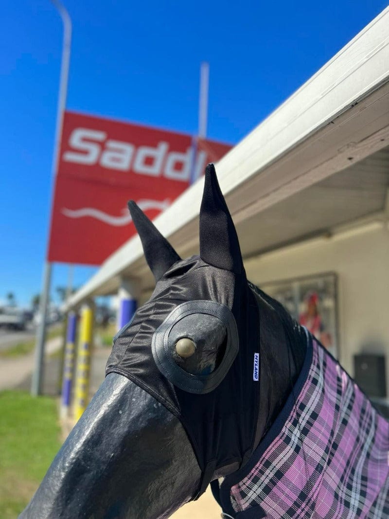 Saddleworld Dural Racing Equipment Full / Black Good as Gold Racing Blinkers No Cup with Earmuffs (GGRBLINKEARL)