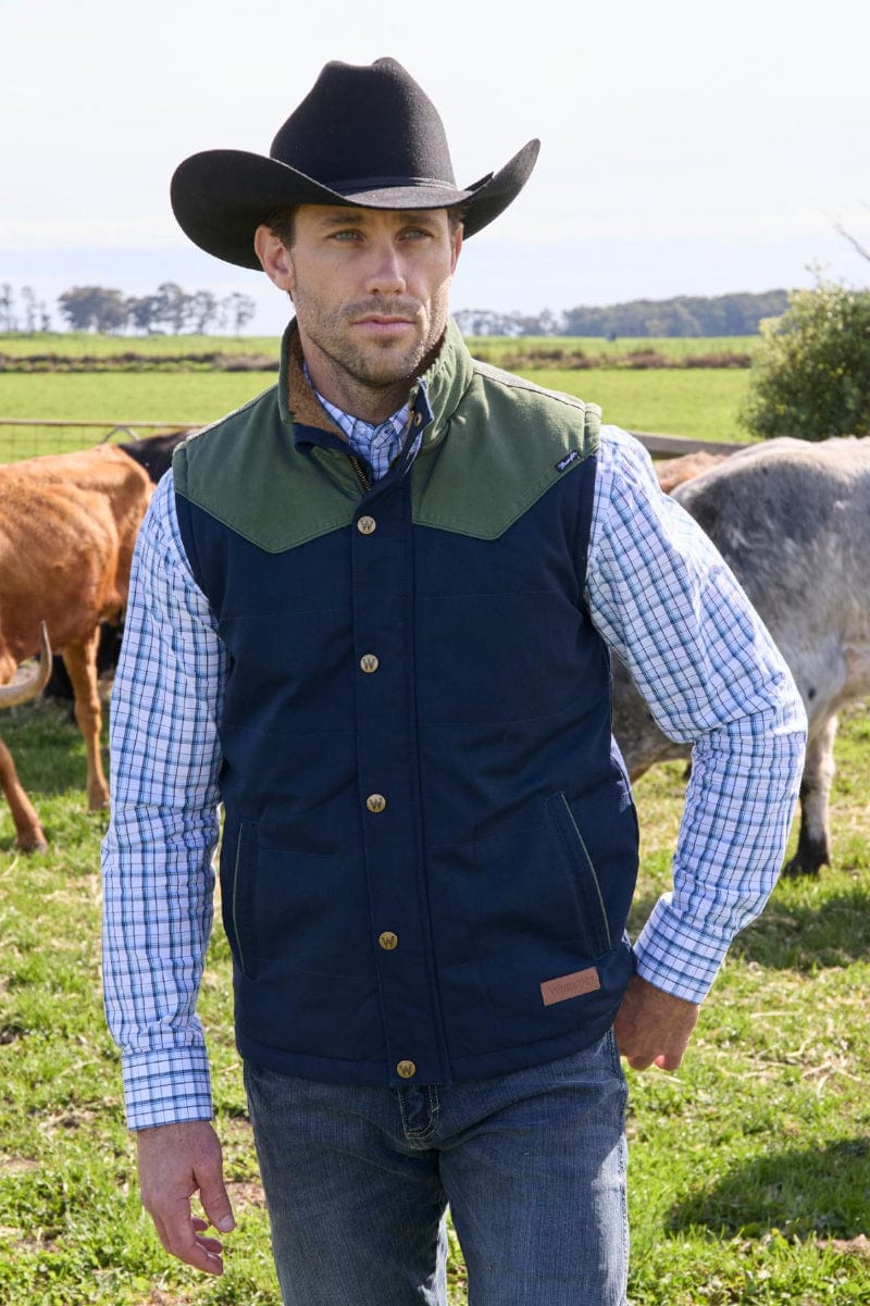 Wrangler Mens Jumpers, Jackets & Vests M / Navy/Cypress Wrangler Vest Mens Andrew