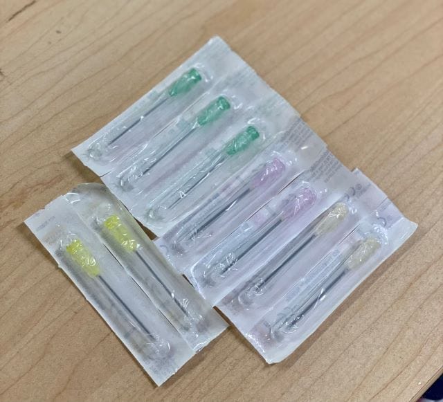 Gympie Saddleworld & Country Clothing Vet & Feed 16 Gauge Hypodermic Needle