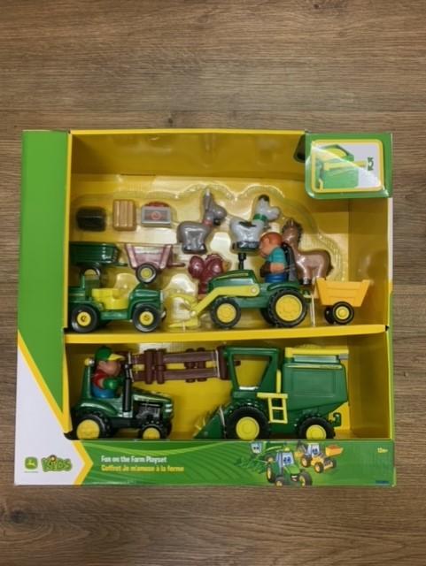 John Deere Toys John Deere Fun on the Farm 20 Piece Toy Set (34984)