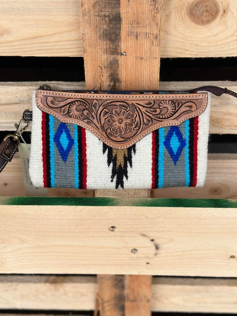 The Design Edge Handbags & Wallets Brown White Navajo Clutch with Tooled Leather (TSB41C)