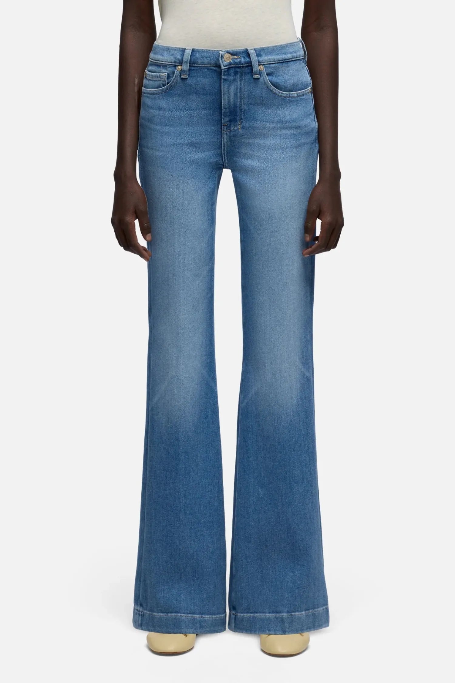 7FAMK Womens Jeans 7 For All Man Kind Jeans Womens Bluehaven Mid Rise