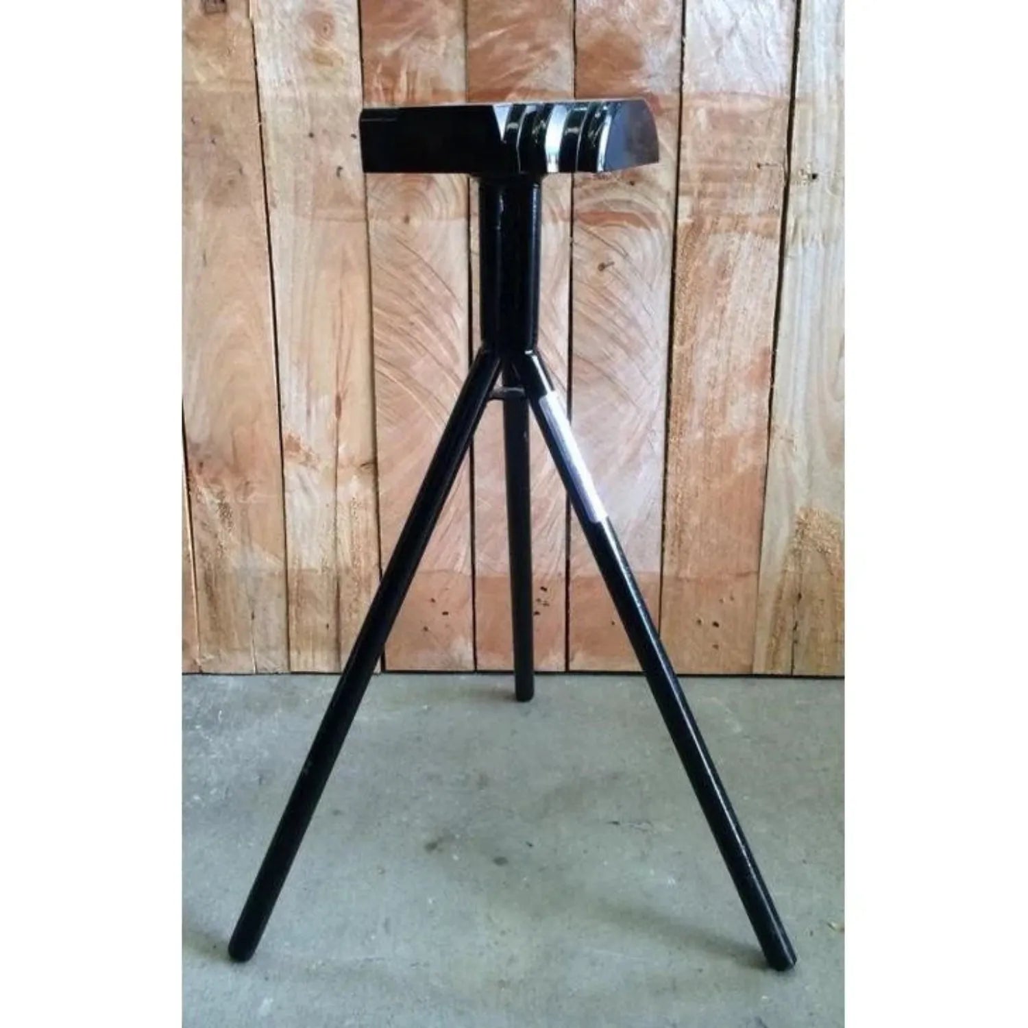 Gympie Saddleworld & Country Clothing Farrier Products Yoder Stall Jack (LOCAL PICK UP ONLY)