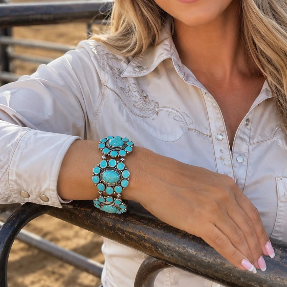 Gympie Saddleworld & Country Clothing Jewellery Oval Bracelet with Turquoise