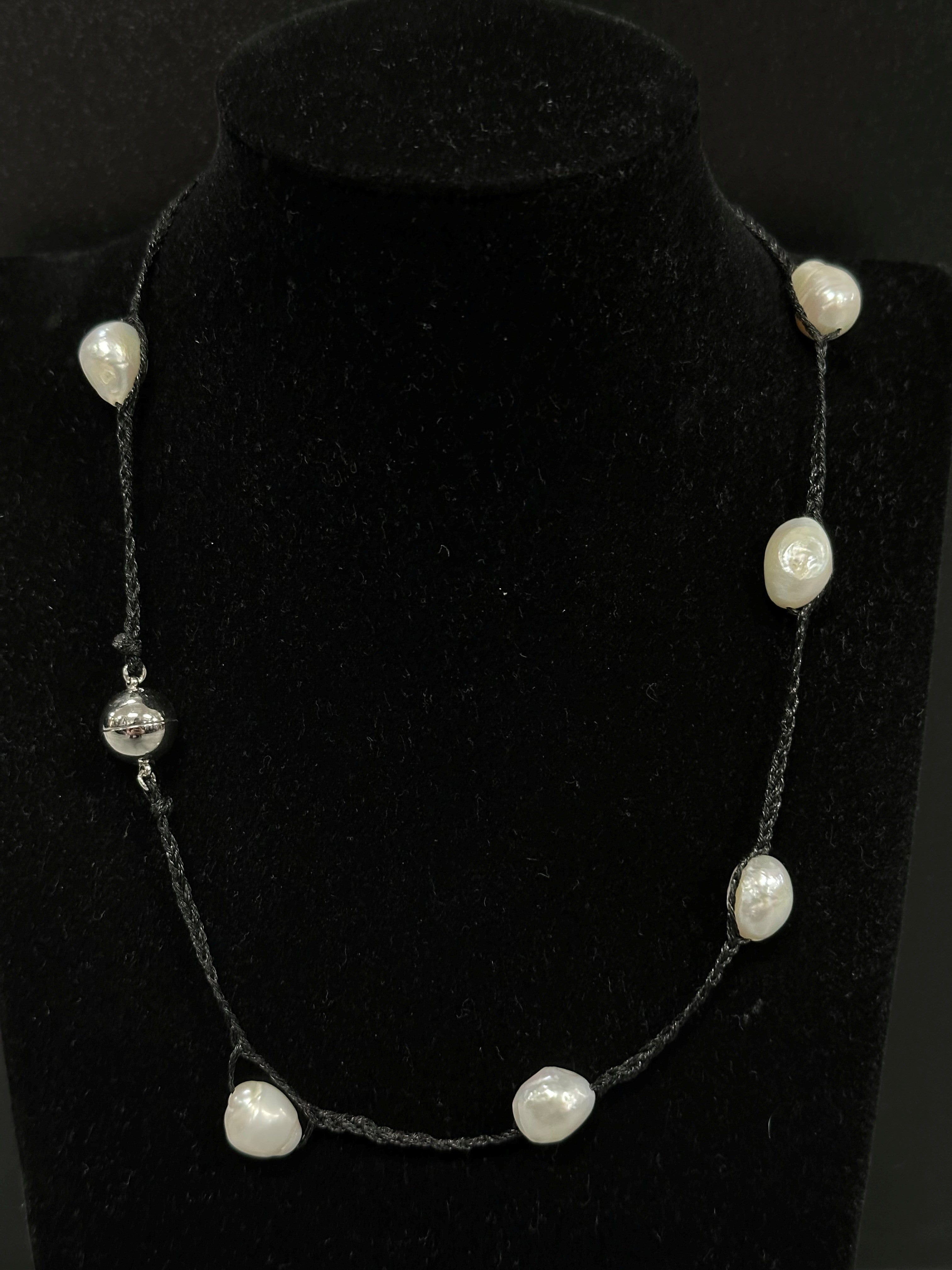 Gympie Saddleworld & Country Clothing Jewellery Pearl Necklace Natural 45cm Black Metallic Thread with Magnet Clasp