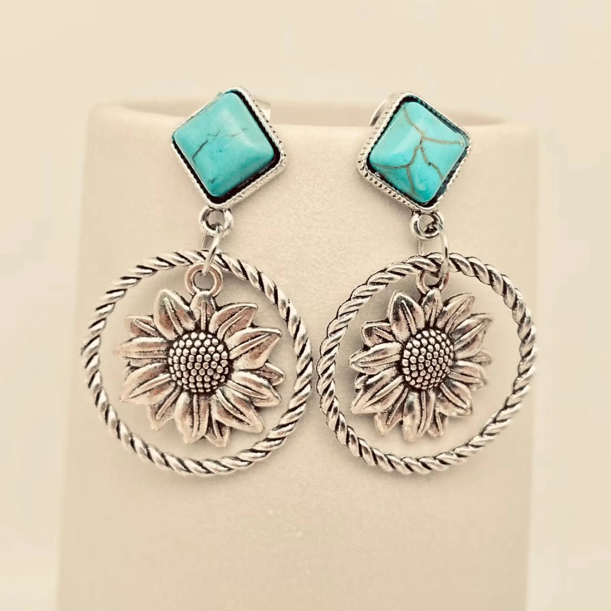 Gympie Saddleworld & Country Clothing Jewellery Western Style Earrings Sunflower