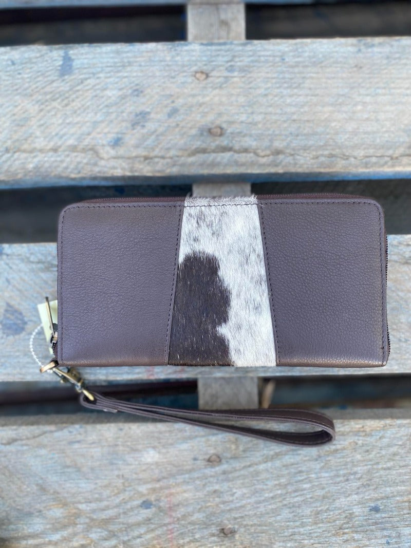 Gympie Saddleworld Handbags & Wallets Dark Brown Cowhide Wristlet Wallet (TANNER)