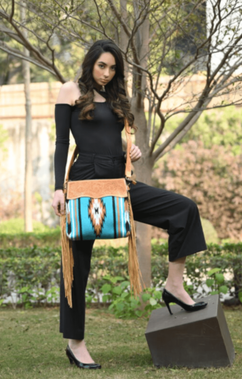 Gympie Saddleworld Handbags & Wallets Tan Navajo Turquoise Saddle Blanket with Fringe