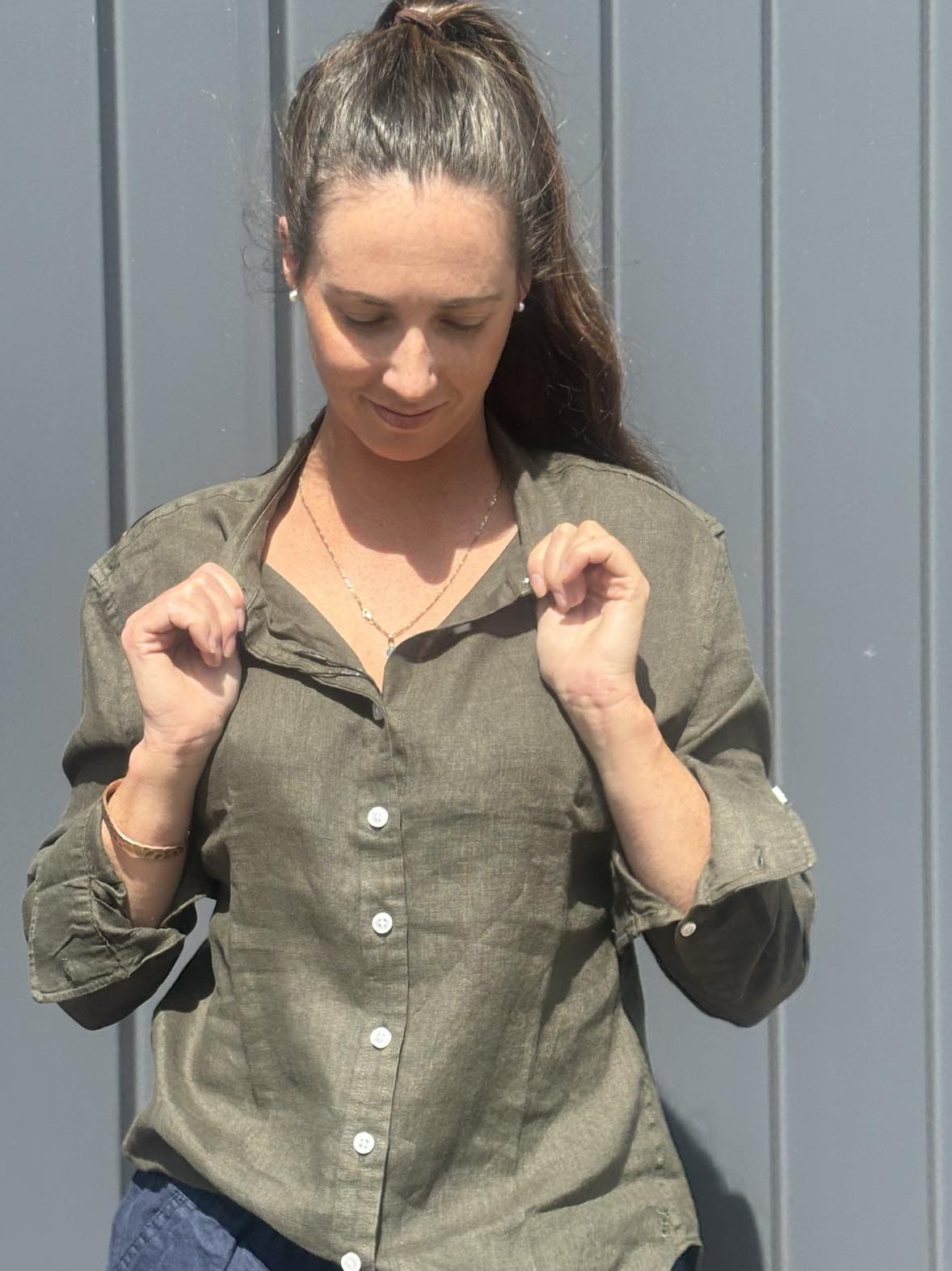 Pilbara Womens Shirts 08 / Olive Pilbara Shirt Womens Linen Swiss Tab