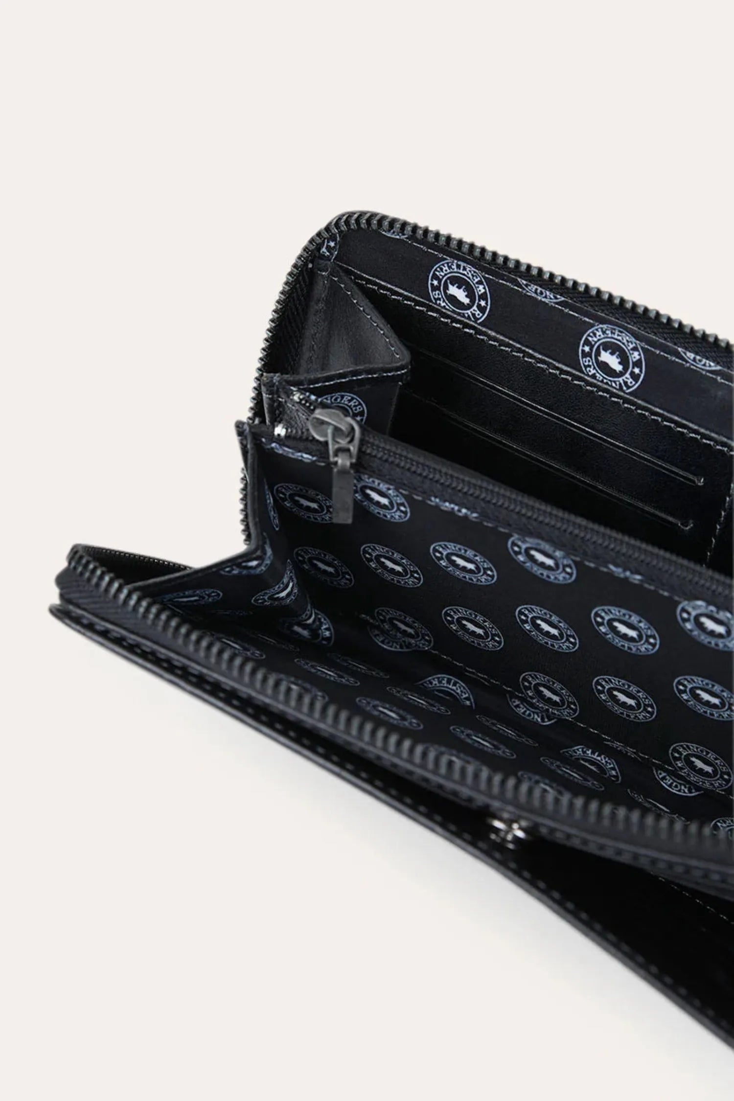 Ringers Western Handbags - Wallets Ringers Western Purse Toro Dama Zip