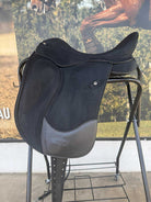 Wintec Saddles 17in / Black Wintec Isabell Icon Dressage Saddle (DEMO Model)