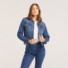 Wrangler Womens Jumpers, Jackets & Vests 08 Wrangler Jacket Womens Classic Trucker Denim (W/091059/481)