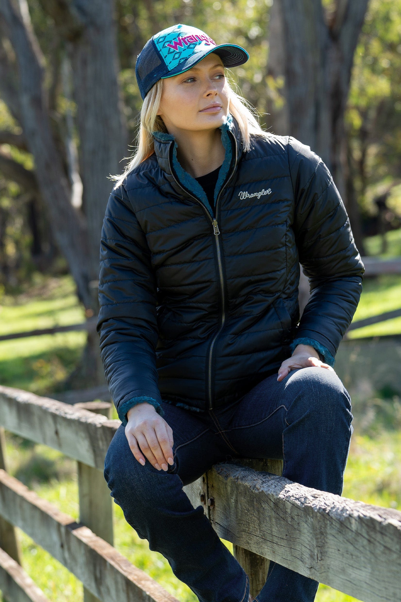 Wrangler Womens Jumpers, Jackets & Vests Wrangler Jacket Womens Montana Reversible