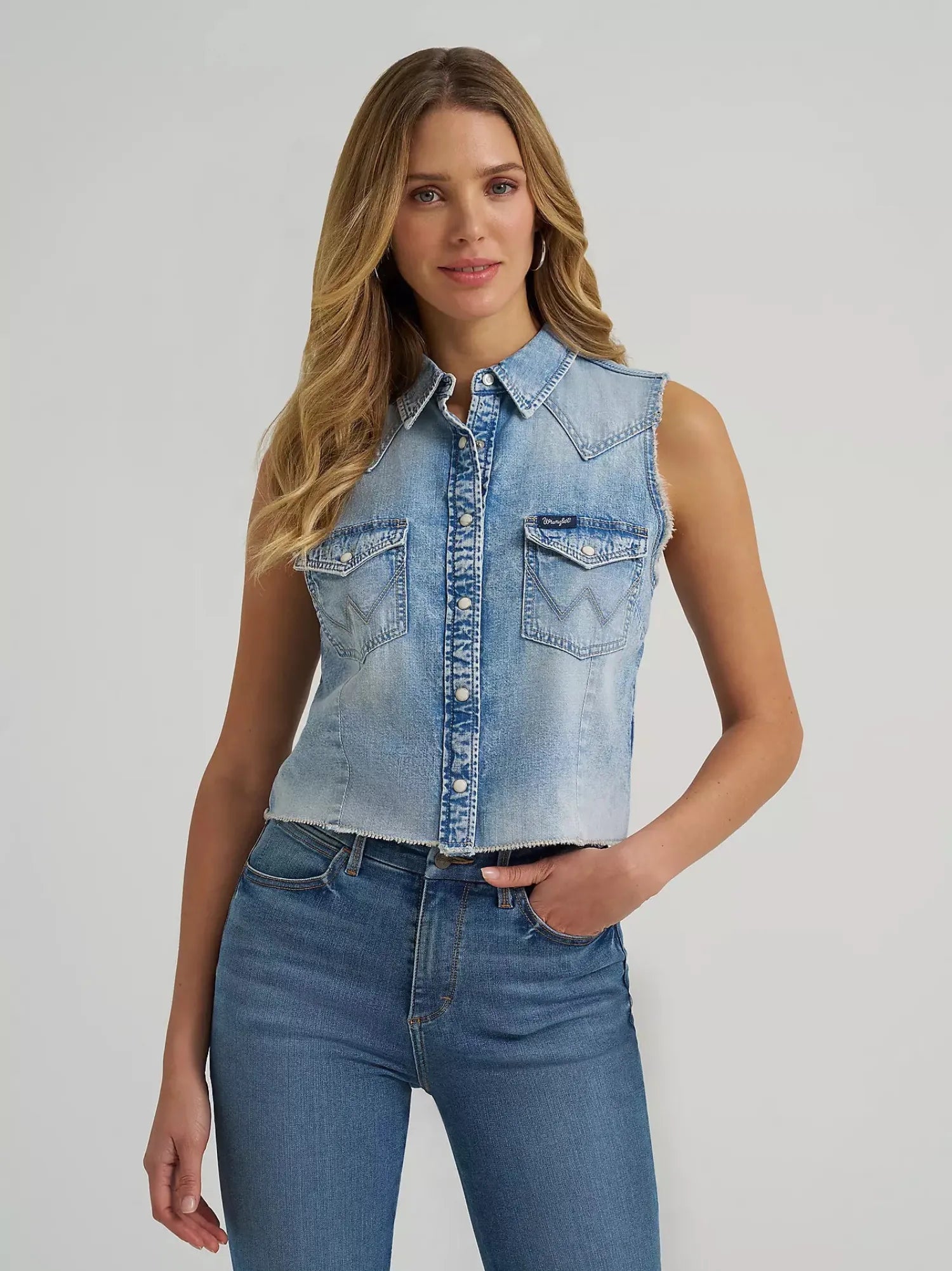 Wrangler Womens Shirts XS / Light Wash Wrangler Shirt Womens Sleeveless Denim Snap