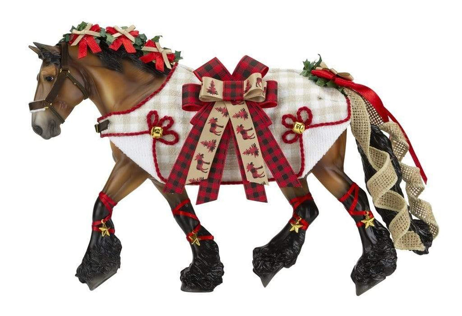 Breyer Toys Breyer Traditional Yuletide Greetings Christmas Horse 2020